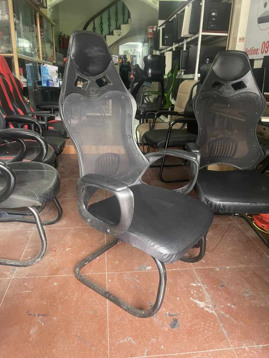 Ghế GAME-Ghế Đúc-Màu Đen